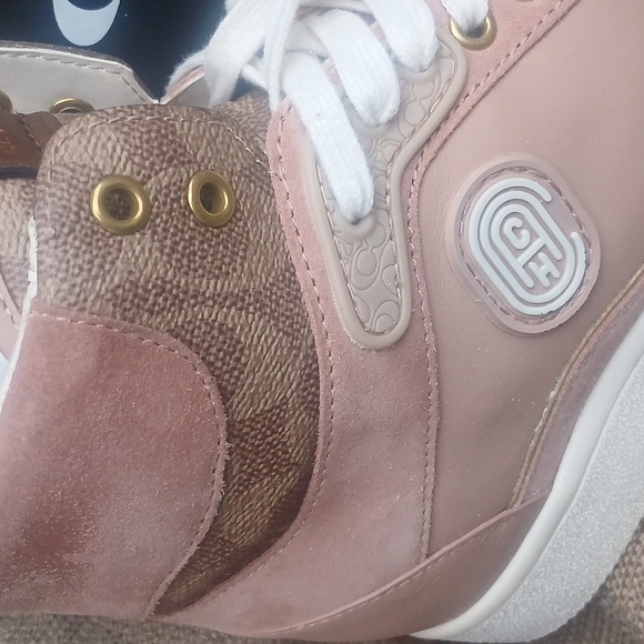 Authentic Coach Signature 'C'  Blush Pink and Brown Canvas High-Tops Sz 10 - Picture 7 of 14
